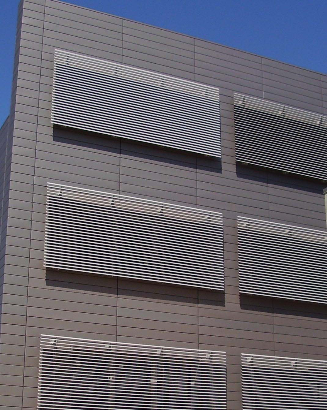 5fc70bc1d84f2b51135a0eae_71-b2-tarable-italy