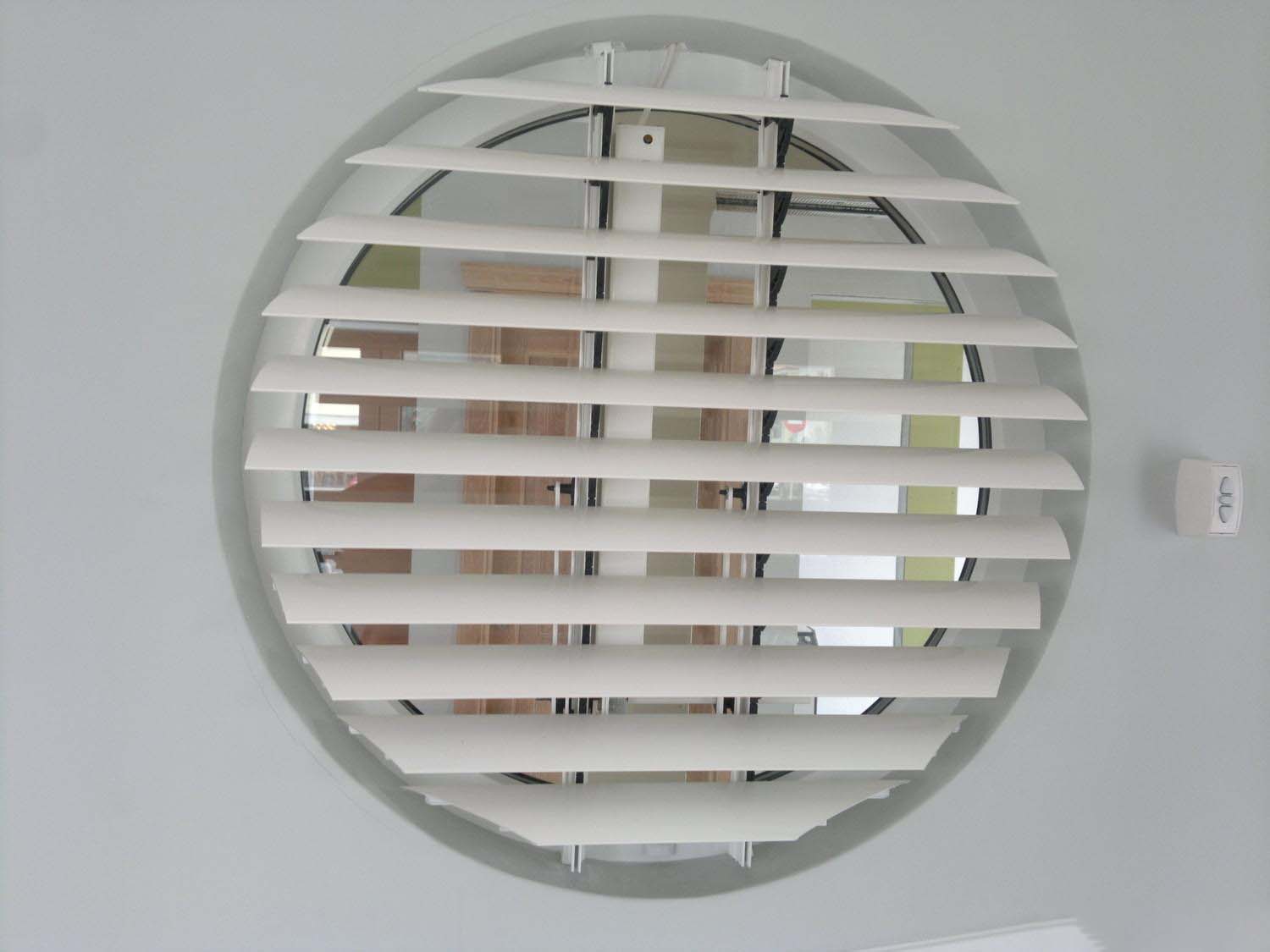 5fc70c07d84f2ba3cd5a0f47_11-a1-small-circle-for-privacy-reasons-greece