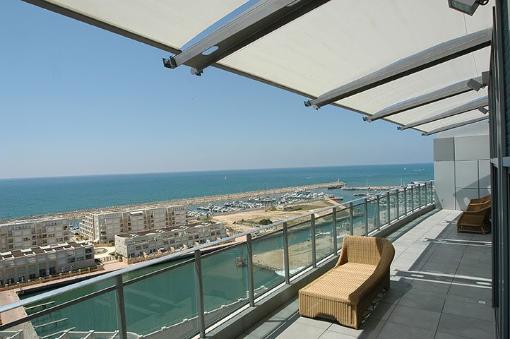 5fc814a2dbff58dd5694526e_Tess-440d