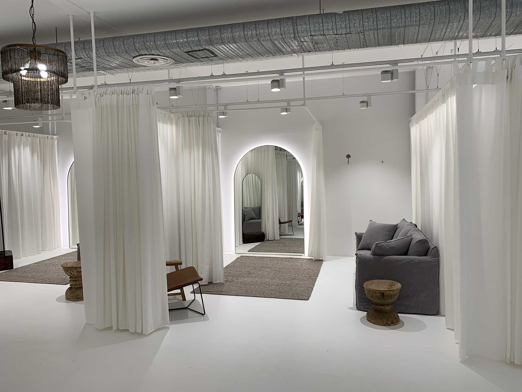 5fc86db268d49d4650ef3bad_Turner-Bros-Grace-Loves-Lace-05