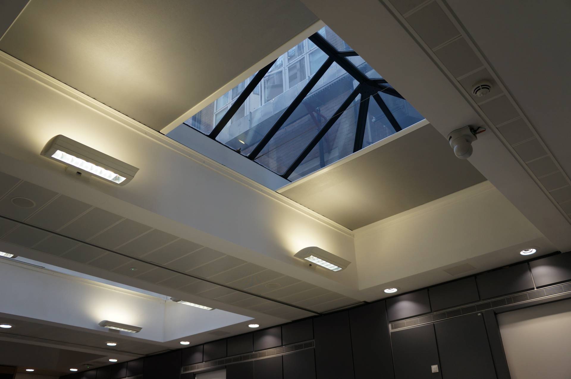 London_School_of_Economics-TESS660