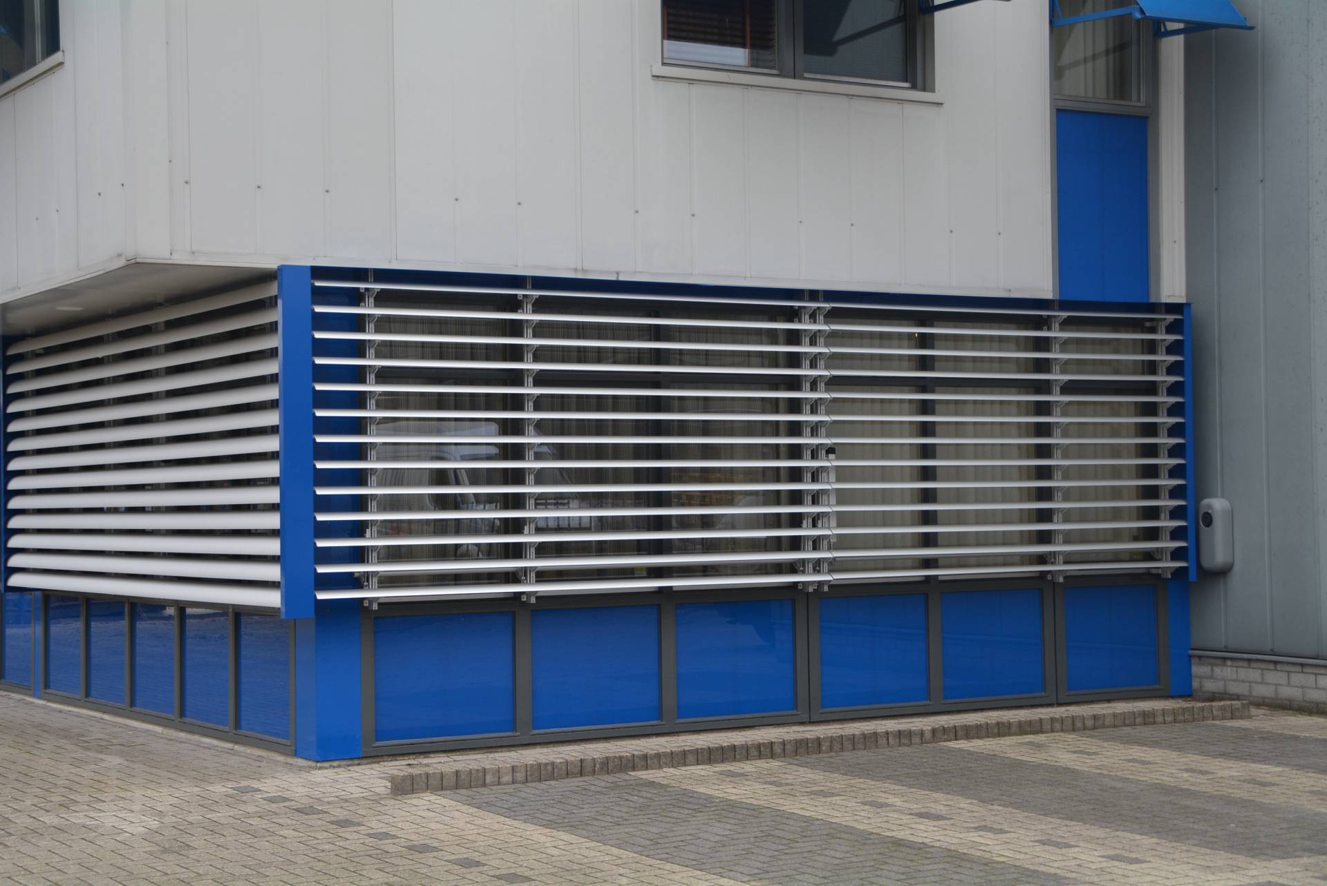 Sunshield 160760-A6, Walter van Lier Projekten, Helmond, NL (63)