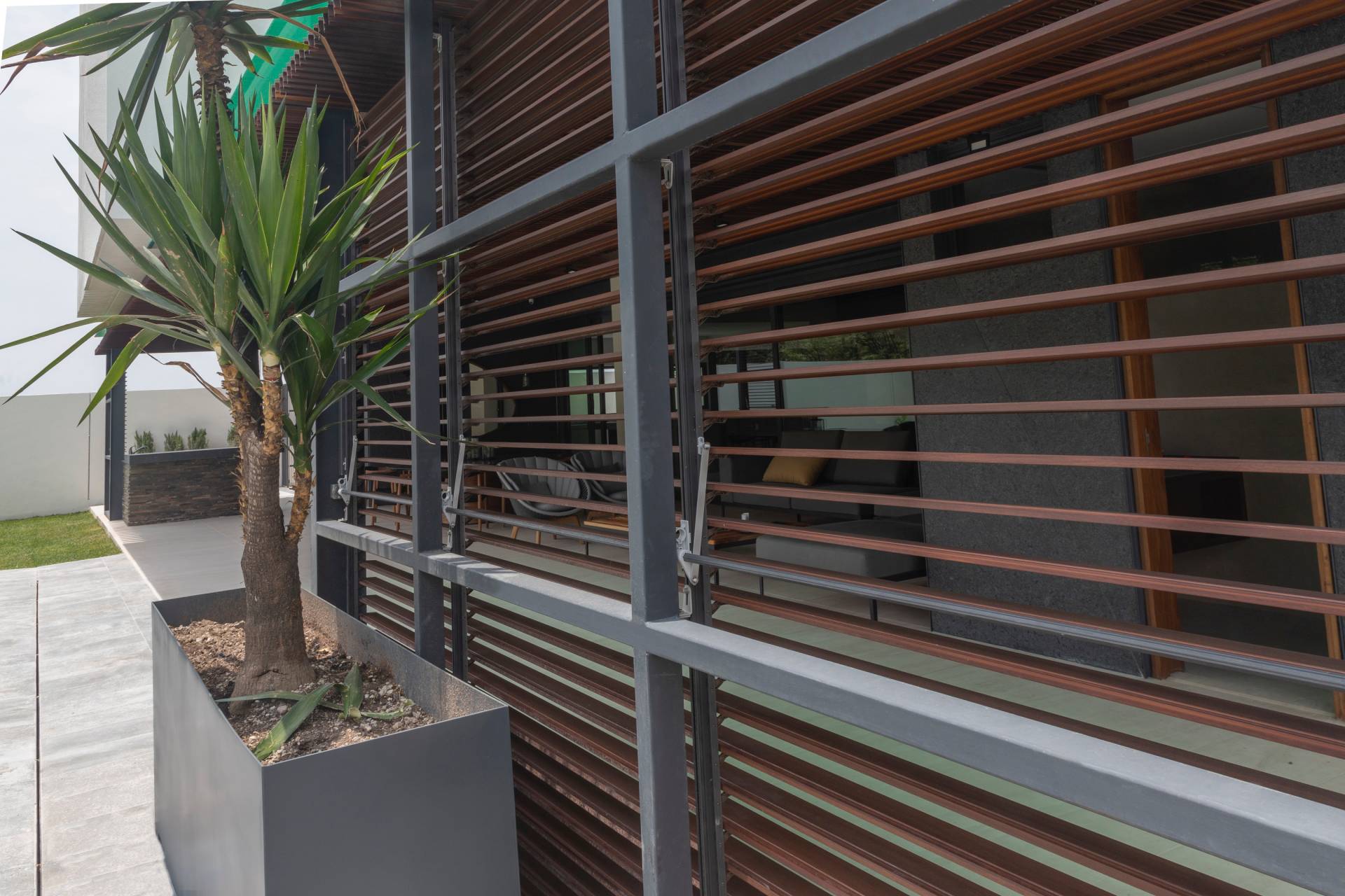 Sunshield - 88E Louver Roof - 191401, Mexico, Ayamonte, 88E-Woodlike, B2