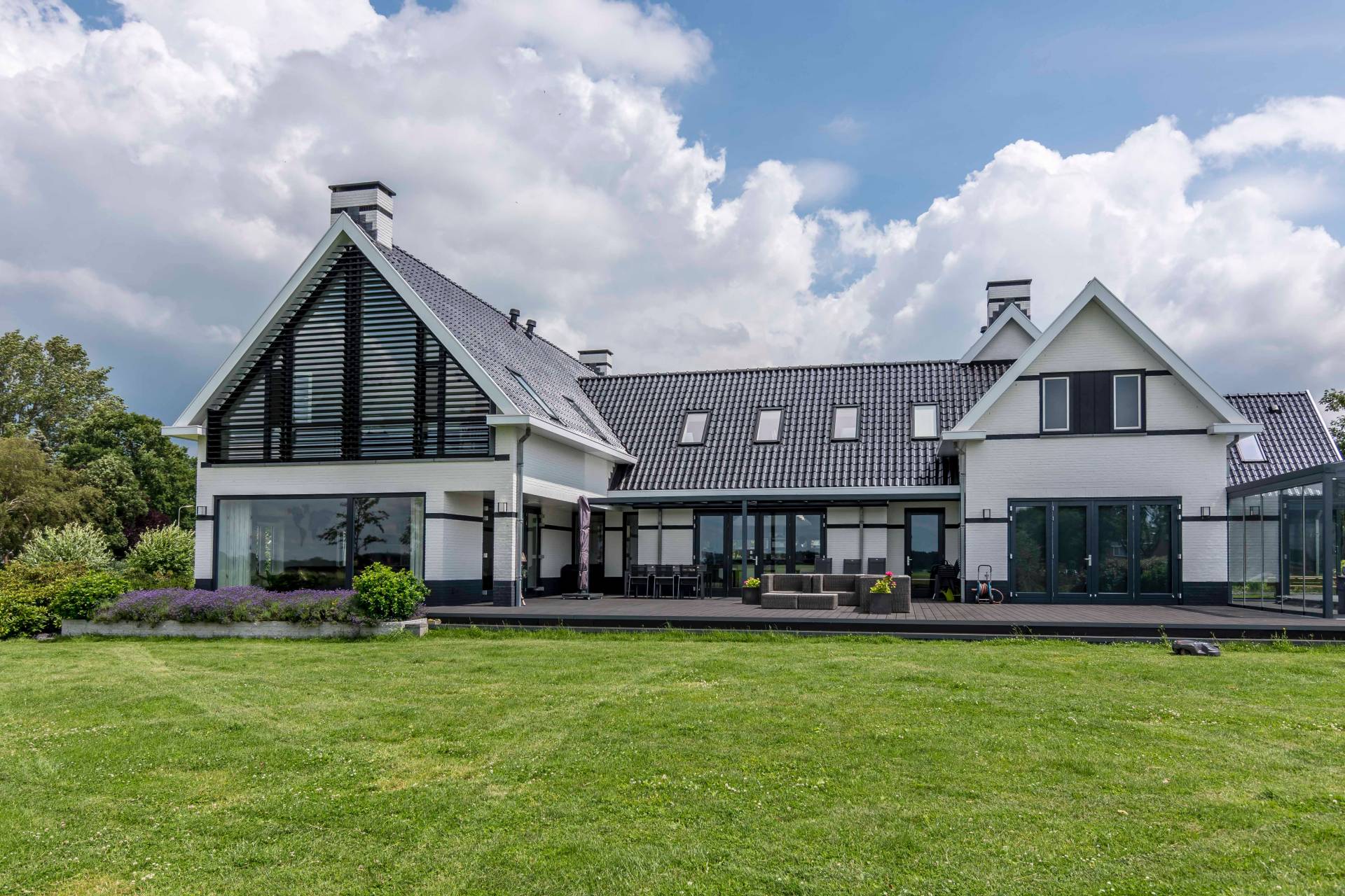 sunshield-multiple-louvers-155e-160652-nederhorst-den-berg-nl-8-2