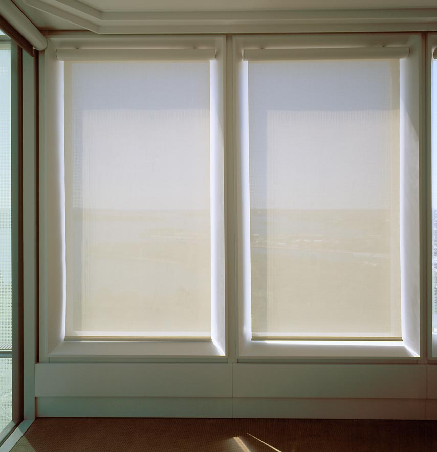 IMG - Aurora Place 01